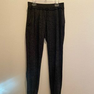 women’s fleece jogger style sweatpants
